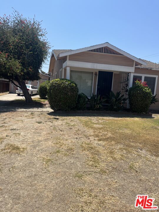 Property photo for 1346 W 61st St, Los Angeles, CA