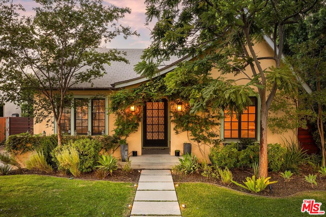 Property photo for 3422 Larga Ave, Los Angeles, CA