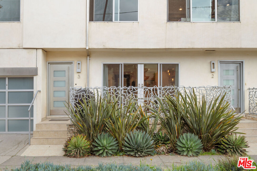 Property photo for 2101 Ocean Ave, #3, Santa Monica, CA