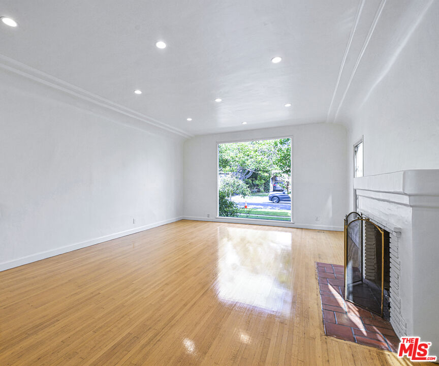 Property photo for 1119 S Crescent Heights Blvd, Los Angeles, CA