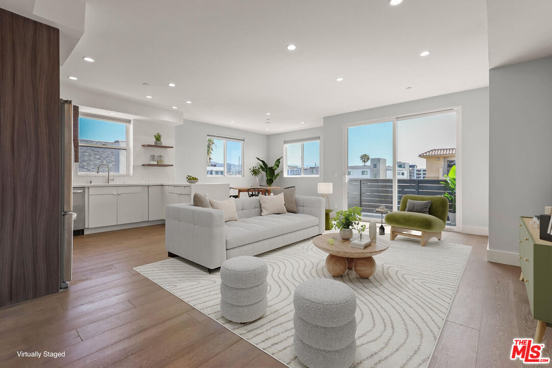 Property photo for 935 N Hudson Ave, #401, Los Angeles, CA