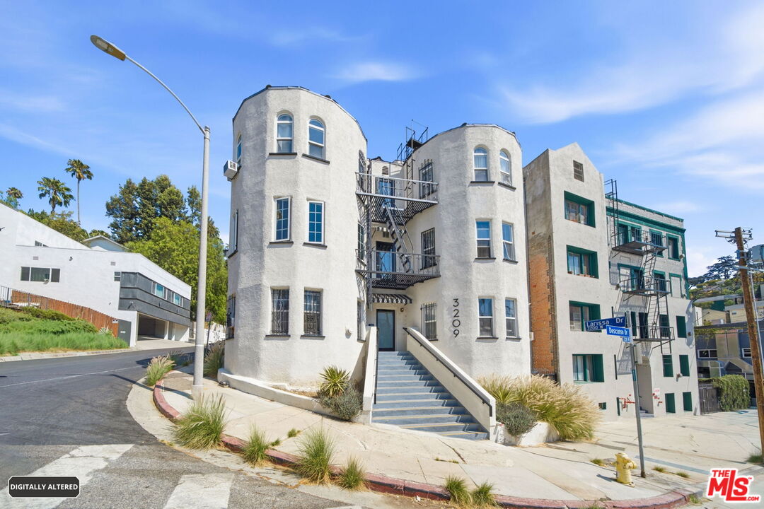 Property photo for 3209 Descanso Dr, #35, Los Angeles, CA