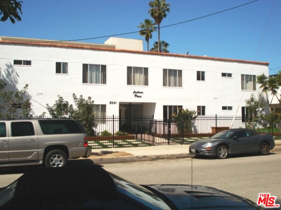 Property photo for 5641 N Halbrent Ave, #10, Los Angeles, CA