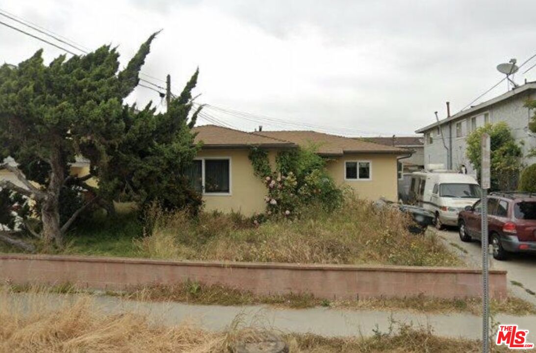 Property photo for 1849 W Gardena Blvd, Gardena, CA