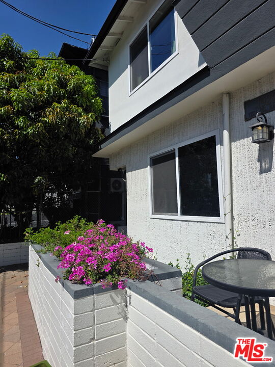 Property photo for 1922 N Vista Del Mar Ave, #3, Los Angeles, CA