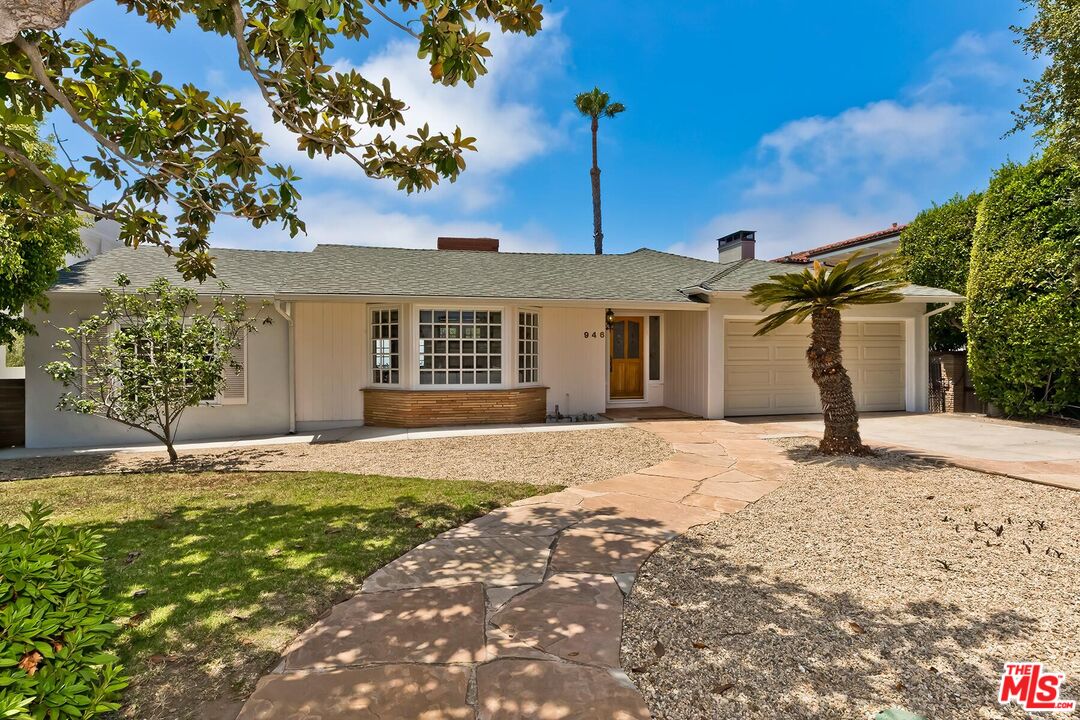 Property photo for 946 Franklin St, Santa Monica, CA
