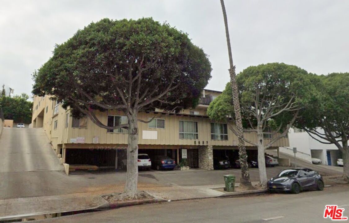 Property photo for 2637 Centinela Ave, #9, Santa Monica, CA