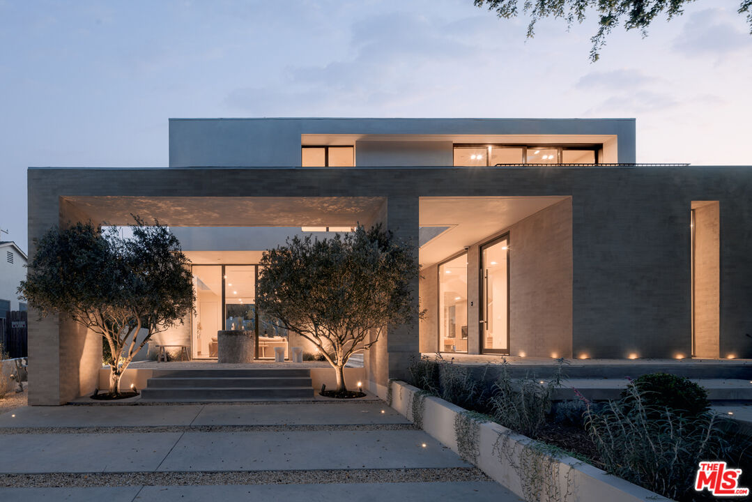 Property photo for 4333 Vinton Ave, Culver City, CA