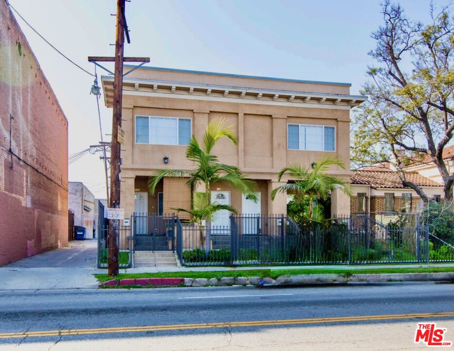 Property photo for 1839 Arlington Ave, Los Angeles, CA