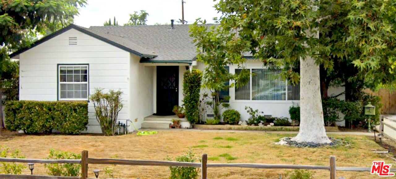 Property photo for 5832 Vanalden Ave, Los Angeles, CA