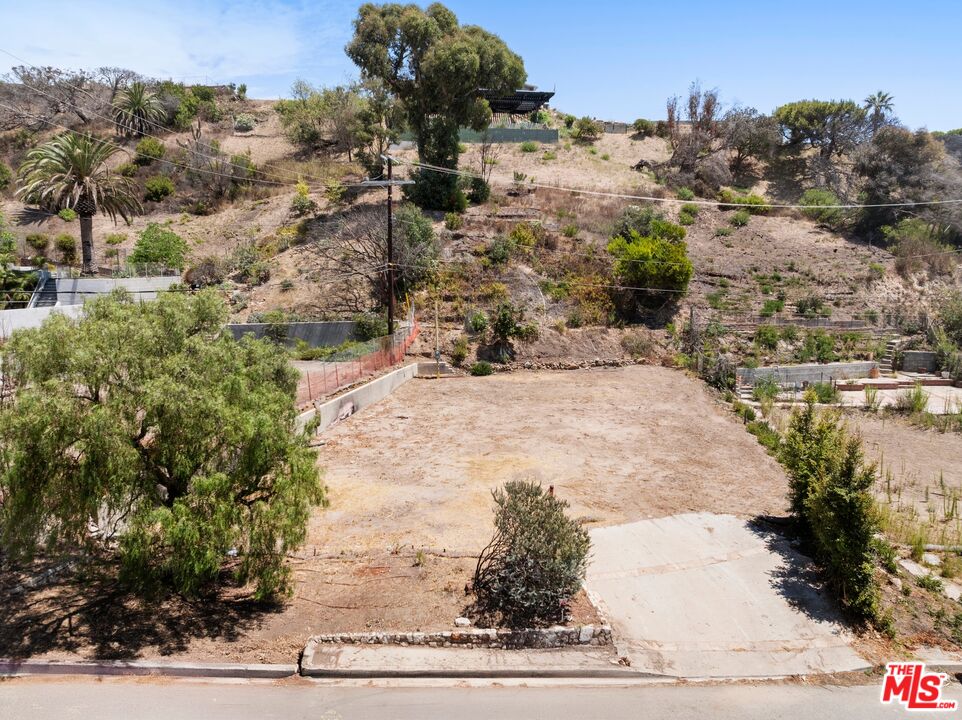 Property photo for 826 Jacon Way, Los Angeles, CA