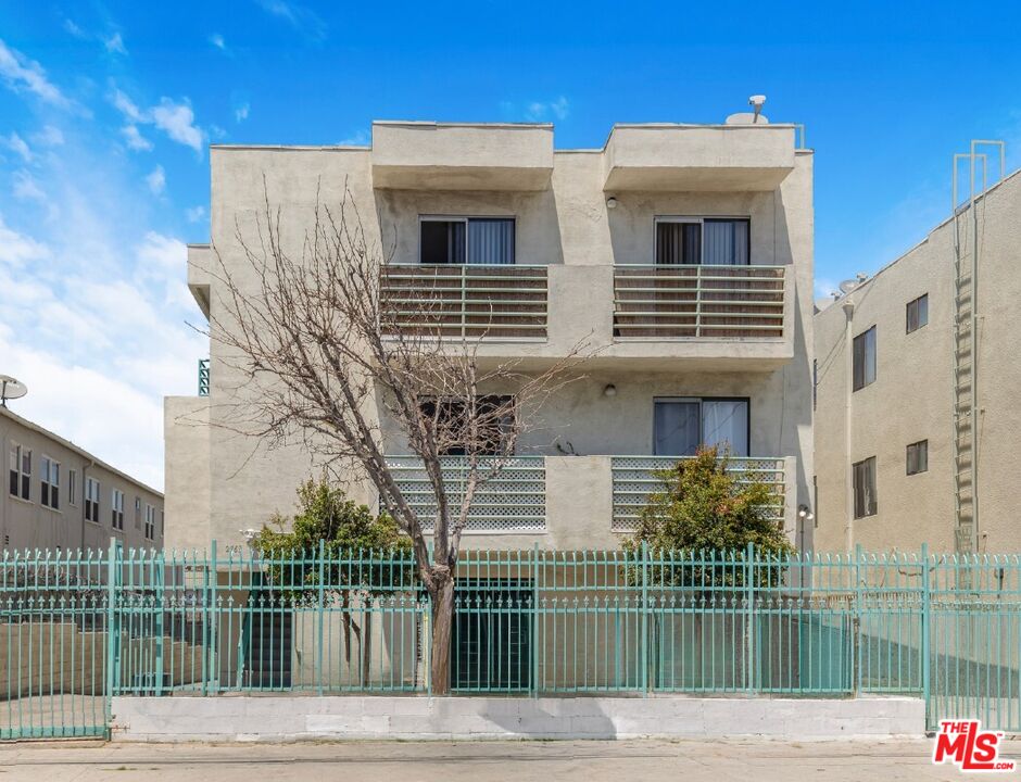 Property photo for 2769 San Marino St, Los Angeles, CA
