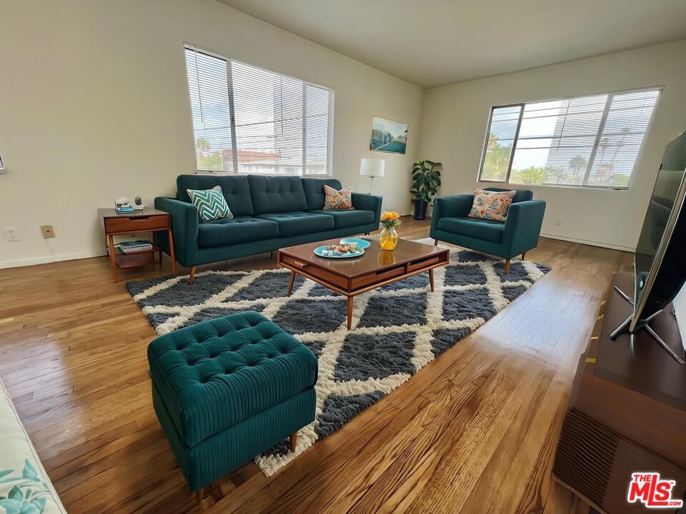 Property photo for 10303 Palms Blvd, #5, Los Angeles, CA