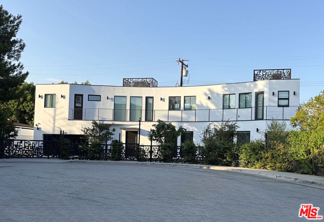 Property photo for 4338 Huntley Ave, Culver City, CA