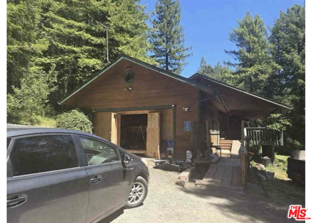 Property photo for 2333 Fieldbrook Rd, McKinleyville, CA