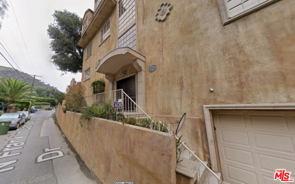 Property photo for 1808 Franklin Canyon Dr, Los Angeles, CA
