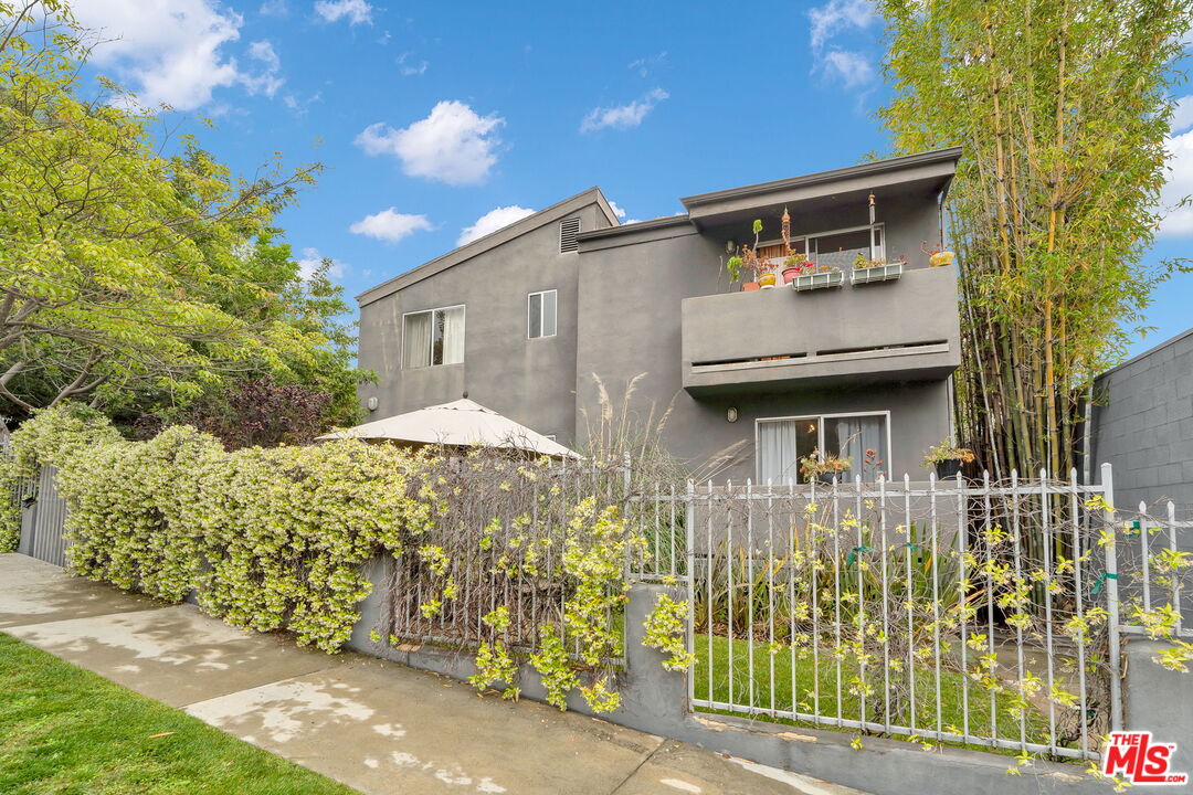Property photo for 2714 Auburn St, #6, Los Angeles, CA