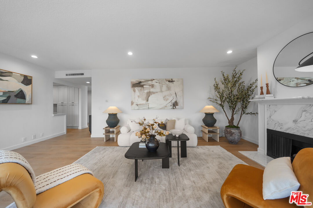Property photo for 4477 Wilshire Blvd, #308, Los Angeles, CA
