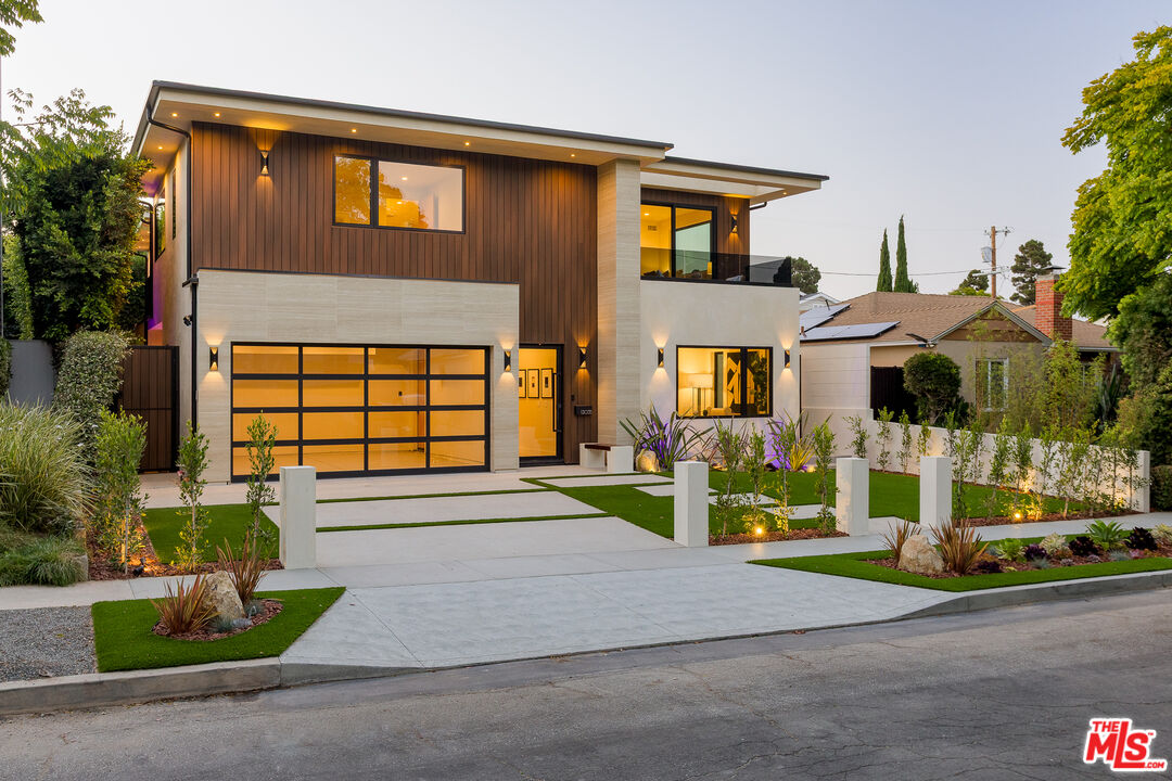 Property photo for 12035 Navy St, Los Angeles, CA