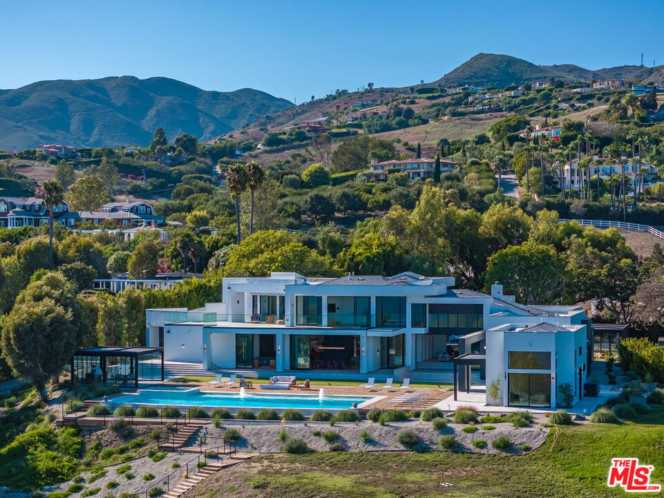 Property photo for 27715 Pacific Coast Hwy, Malibu, CA