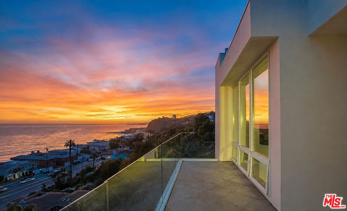 Property photo for 21484 Paseo Portola, Malibu, CA