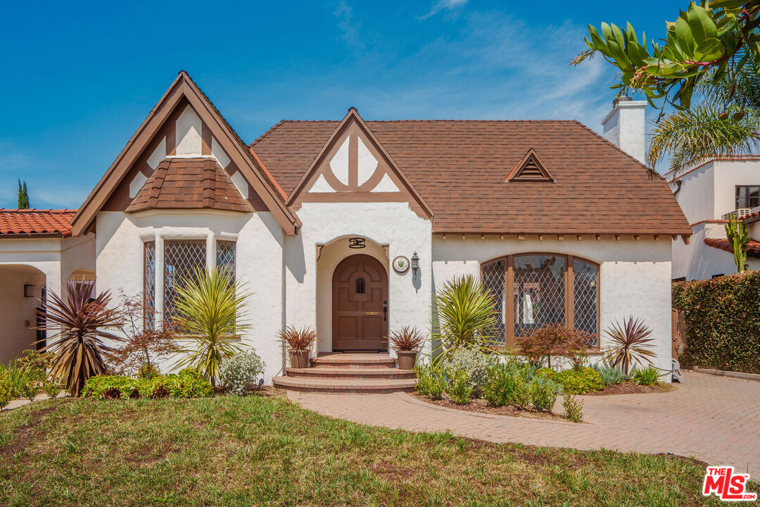 Property photo for 837 S Spaulding Ave, Los Angeles, CA