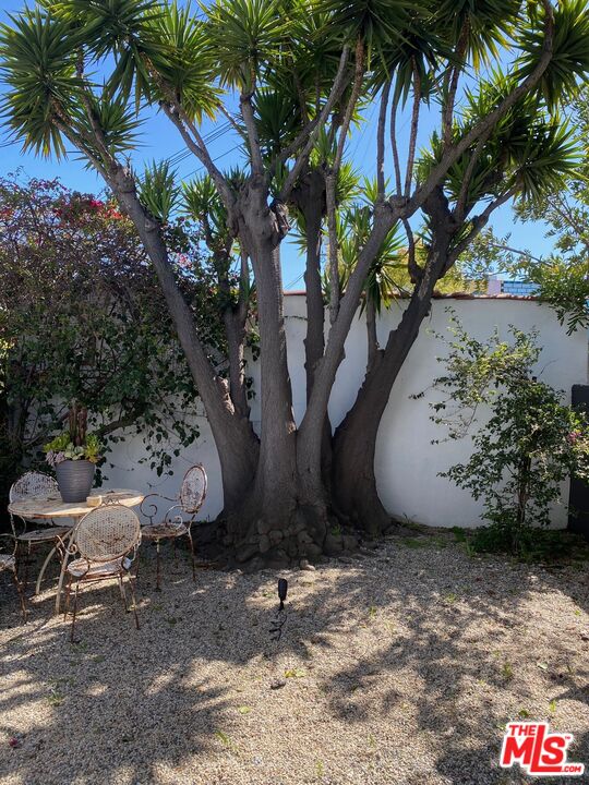 Property photo for 1053 S Alfred St, #A, Los Angeles, CA