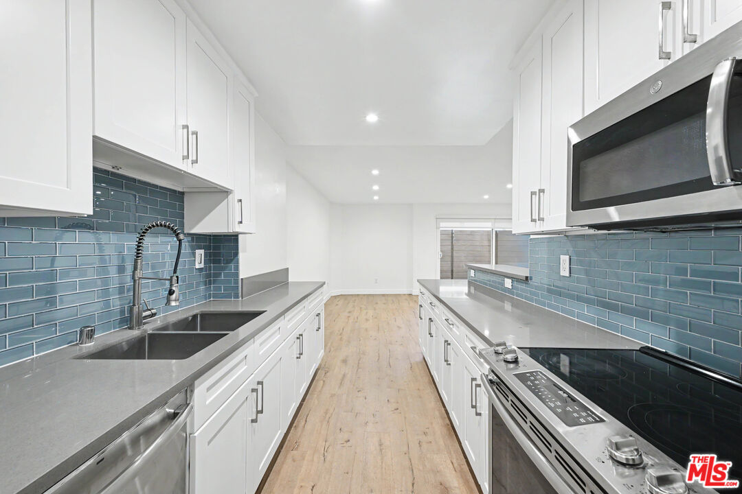 Property photo for 136 S Palm Dr, #103, Beverly Hills, CA