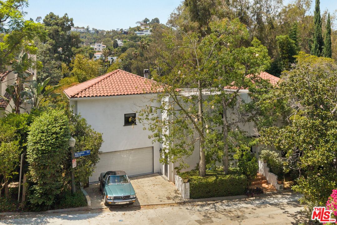 Property photo for 2065 Watsonia Ter, Los Angeles, CA