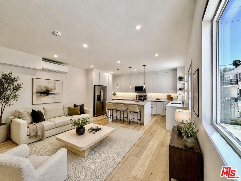 Property photo for 418 N Orange Grove Ave, Los Angeles, CA