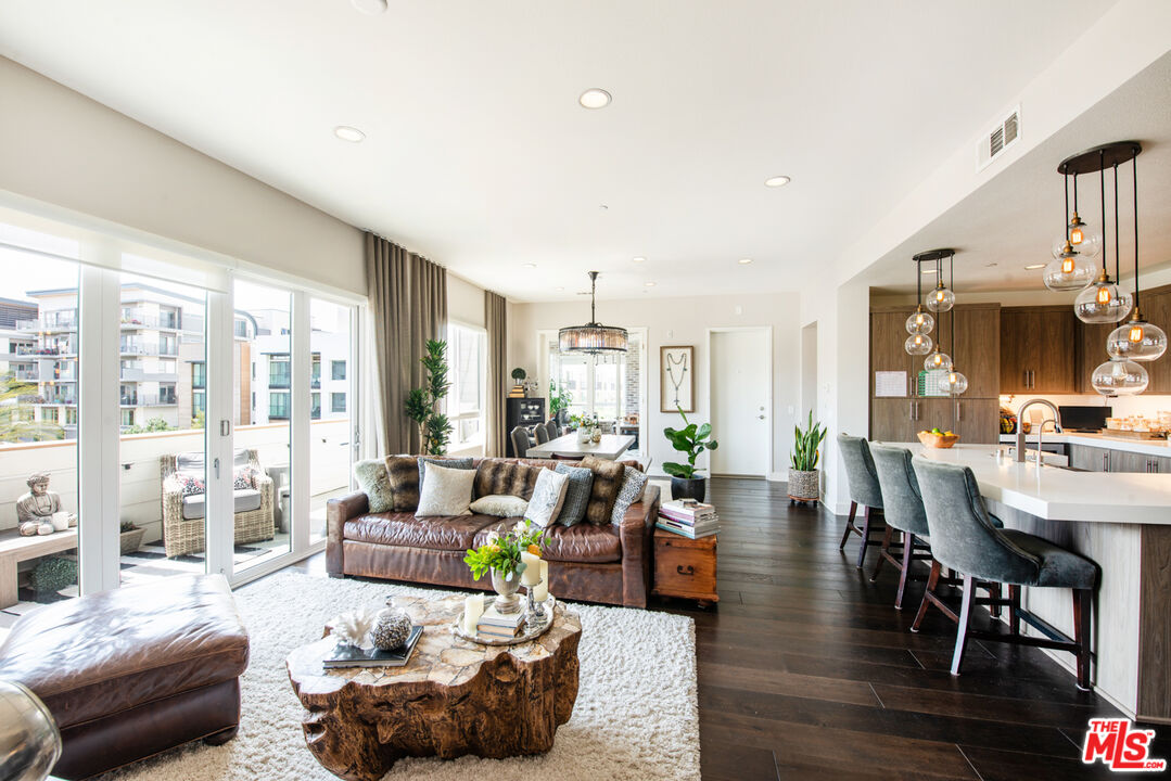 Property photo for 12516 Osprey Ln, #2, Los Angeles, CA