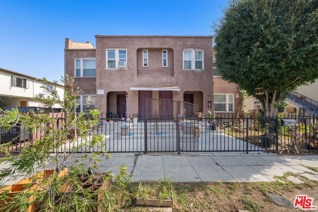 Property photo for 730 N St Andrews Pl, Los Angeles, CA