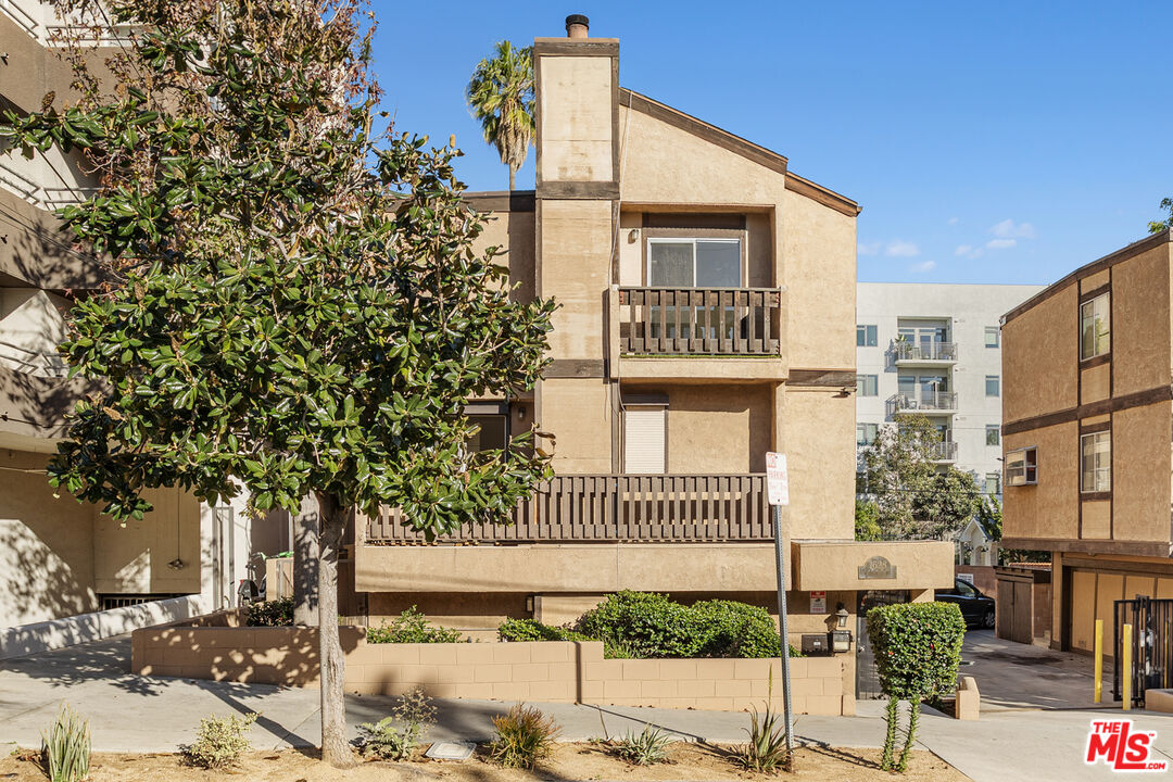 Property photo for 1628 N Formosa Ave, #A, Los Angeles, CA