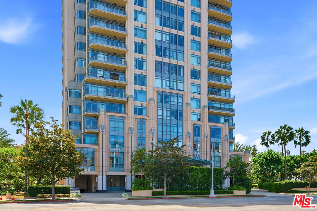 Property photo for 10800 Wilshire Blvd, #403, Los Angeles, CA