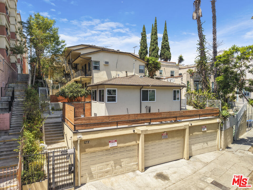 Property photo for 415 Loma Dr, Los Angeles, CA