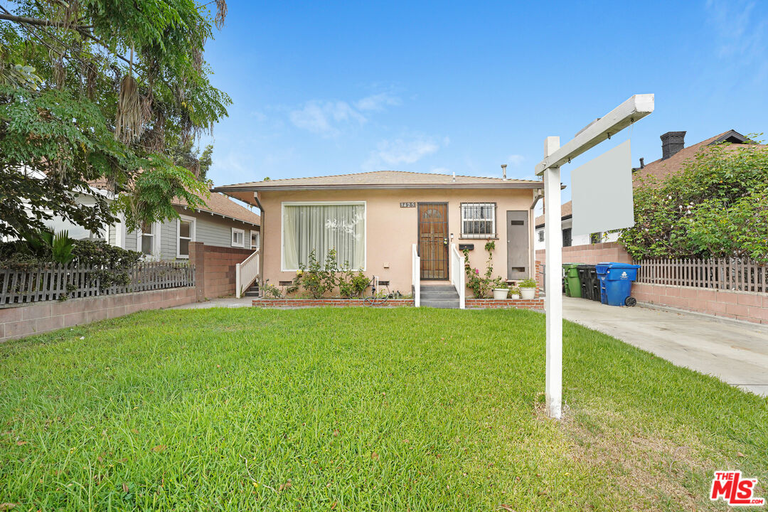 Property photo for 3425 2nd Ave, Los Angeles, CA