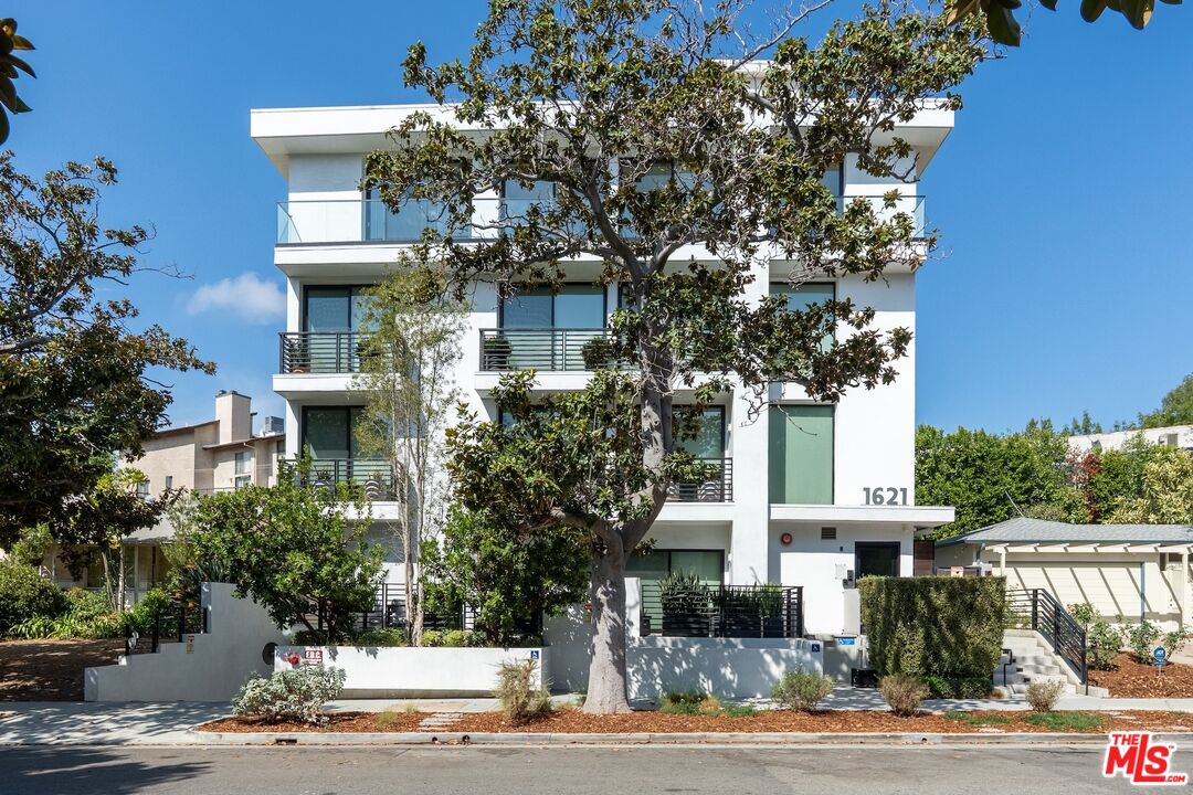 Property photo for 1621 Malcolm Ave, #401, Los Angeles, CA