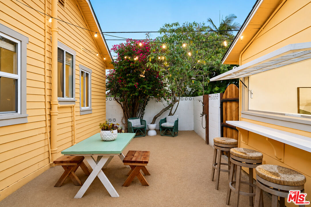 Property photo for 1411 Linden Ave, Venice, CA