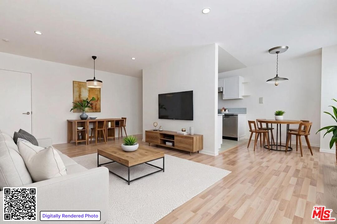 Property photo for 943 9Th St, #5, Santa Monica, CA