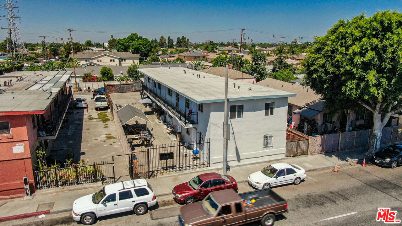 Property photo for 9021 Compton Ave, Los Angeles, CA