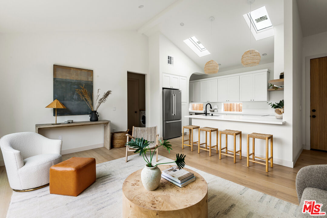 Property photo for 11838 Juniette, Culver City, CA