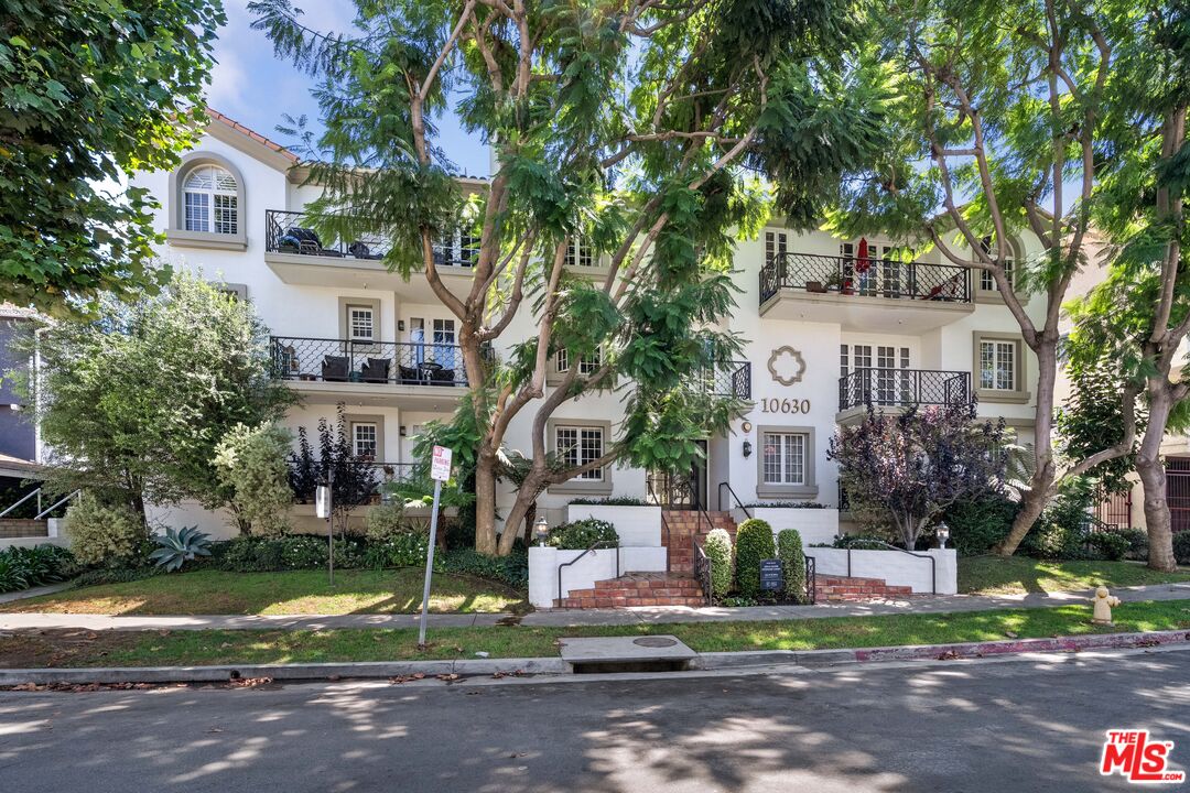 Property photo for 10630 Eastborne Ave, #103, Los Angeles, CA