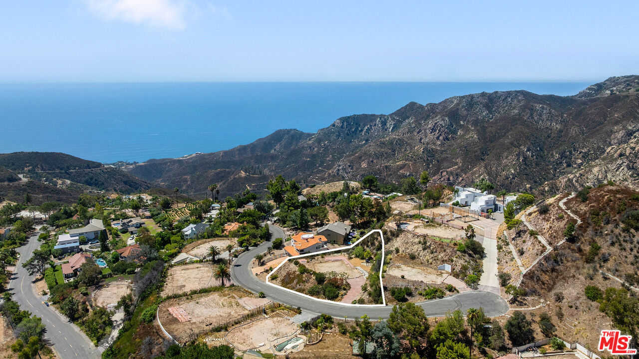 Property photo for 23468 W Moon Shadows Dr, Malibu, CA