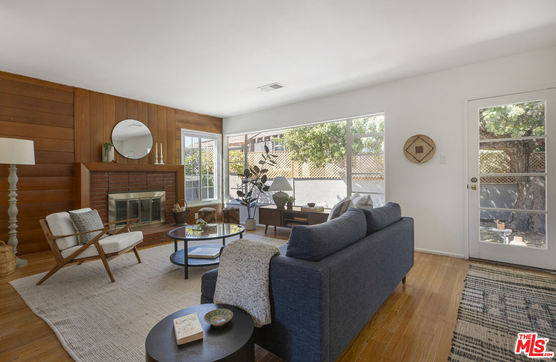 Property photo for 4163 Verdugo View Dr, Los Angeles, CA