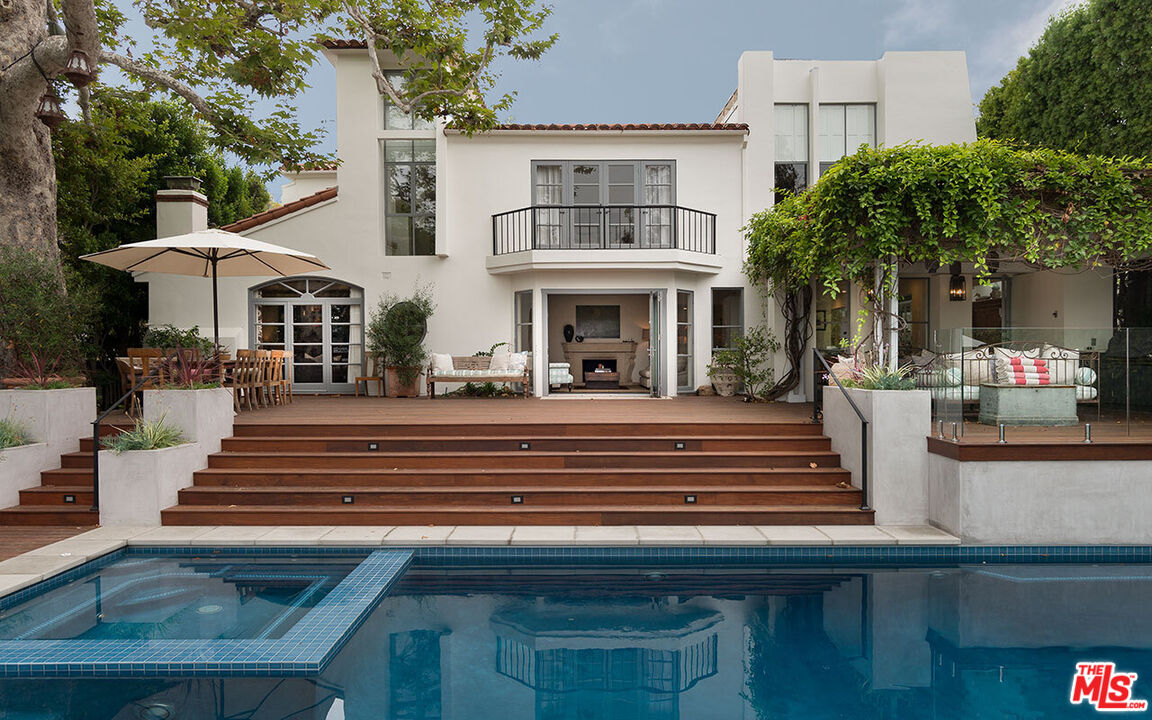 Property photo for 12307 7th Helena Dr, Los Angeles, CA