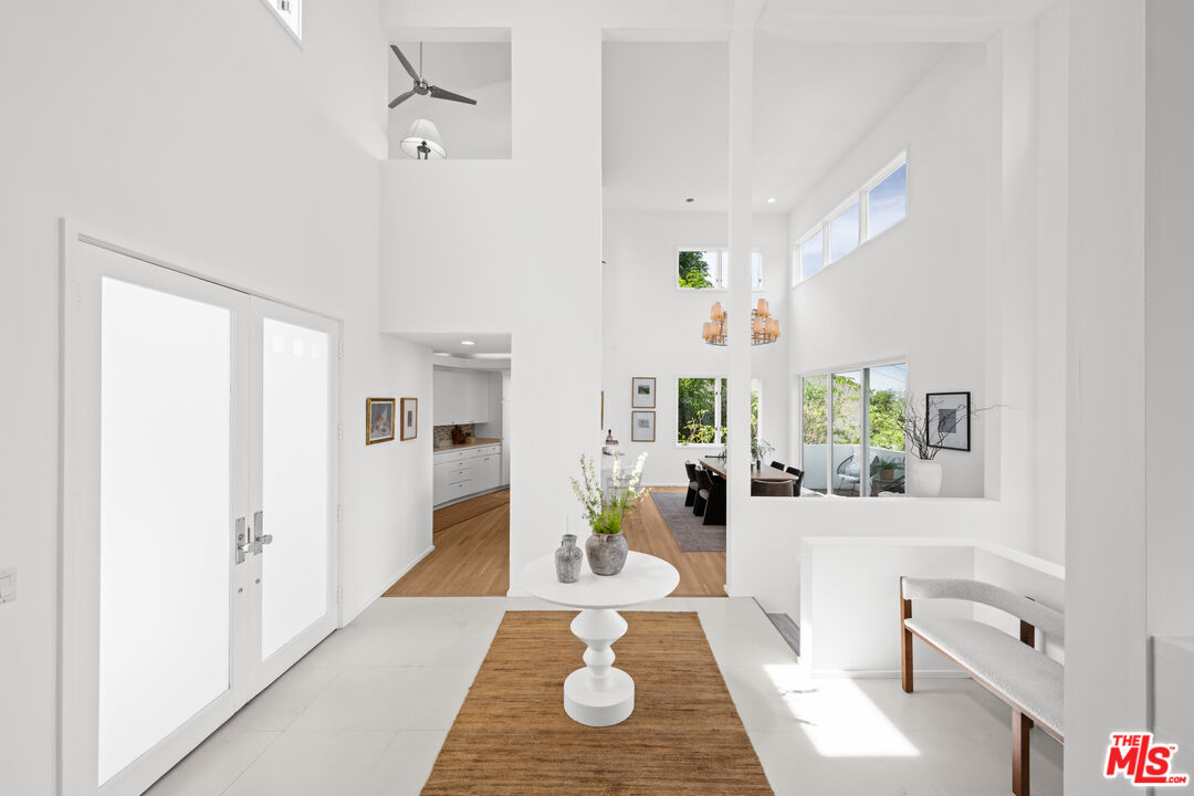 Property photo for 6969 Woodrow Wilson Dr, Los Angeles, CA