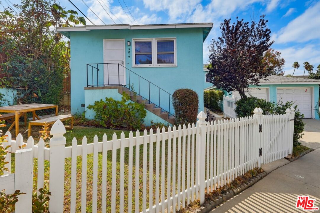 Property photo for 3210 Edward Ave, Los Angeles, CA