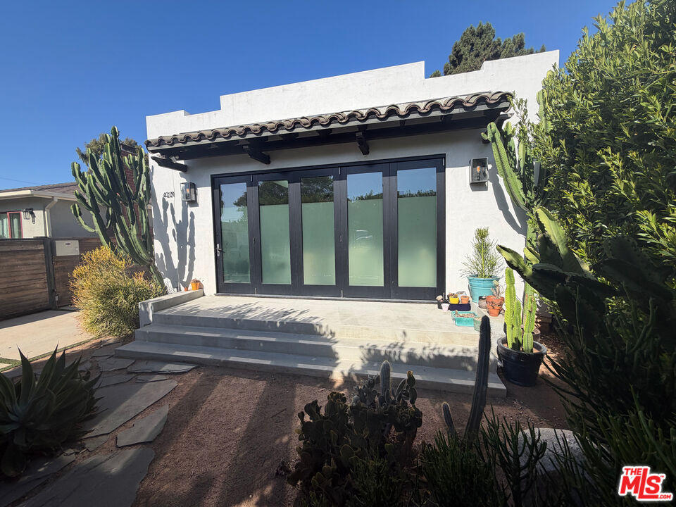 Property photo for 4221 Mcconnell Blvd, Culver City, CA