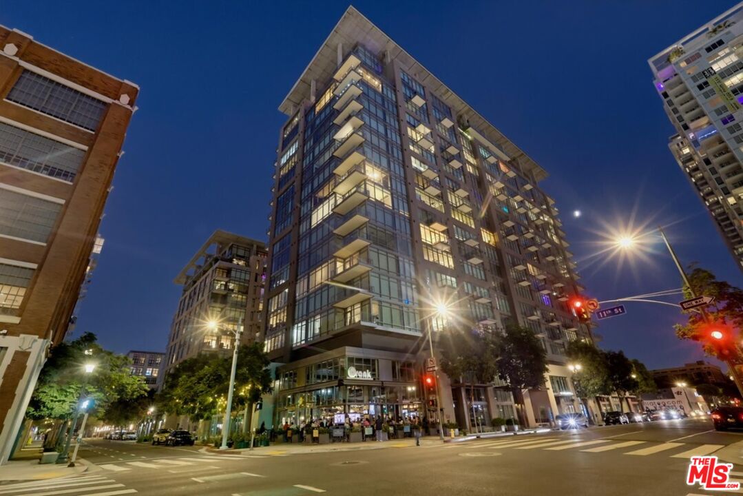 Property photo for 1100 S Hope St, #1302, Los Angeles, CA