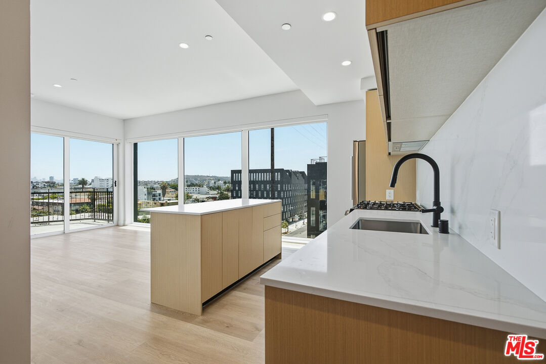 Property photo for 3555 Overland Ave, #505, Los Angeles, CA